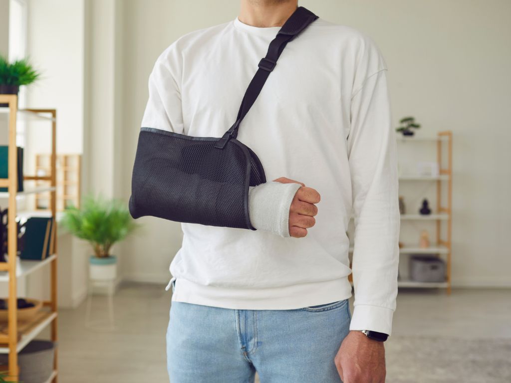Case Study - Broken Hand